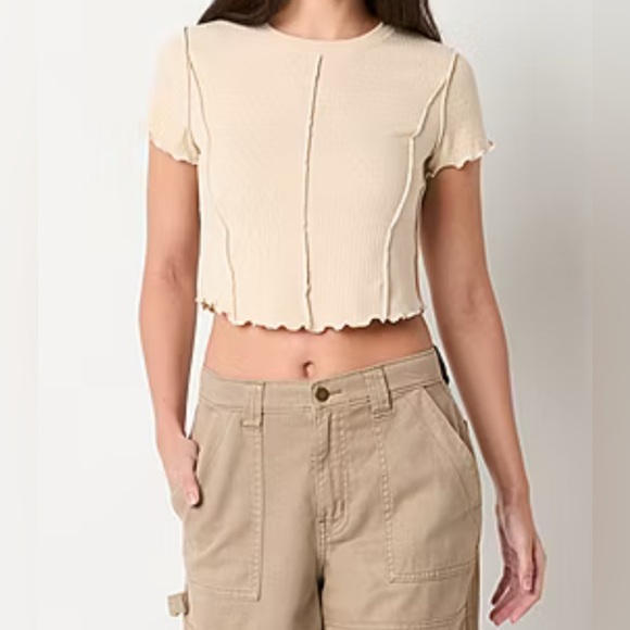 Arizona Jean Company  Flutter Sleeve Crop Tee - Picture 1 of 5